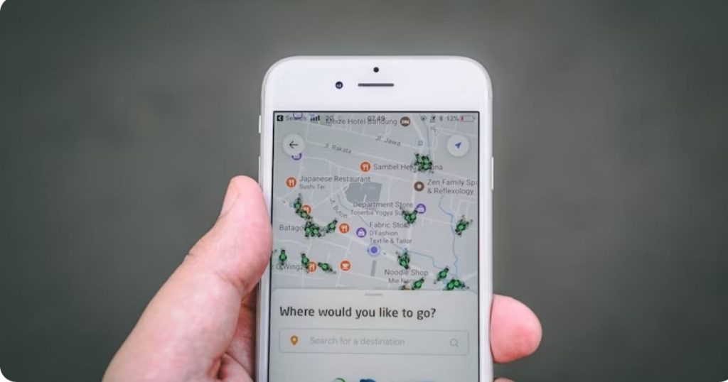 10 Best Travel Apps to Make Every Trip Smarter & Easier